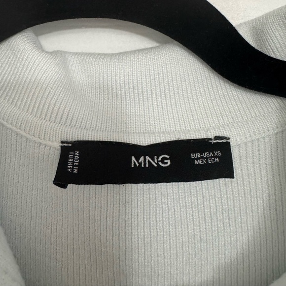 Mango Woman’s White Cropped Utility Jacket - Picture 4 of 5